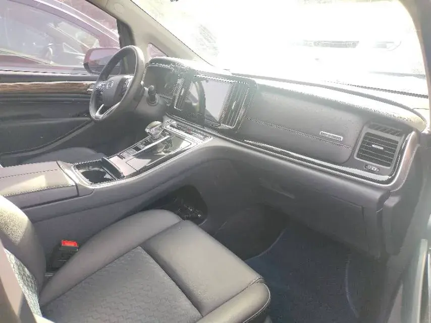 2021 GAC TRUMPCHI thumbnail 3