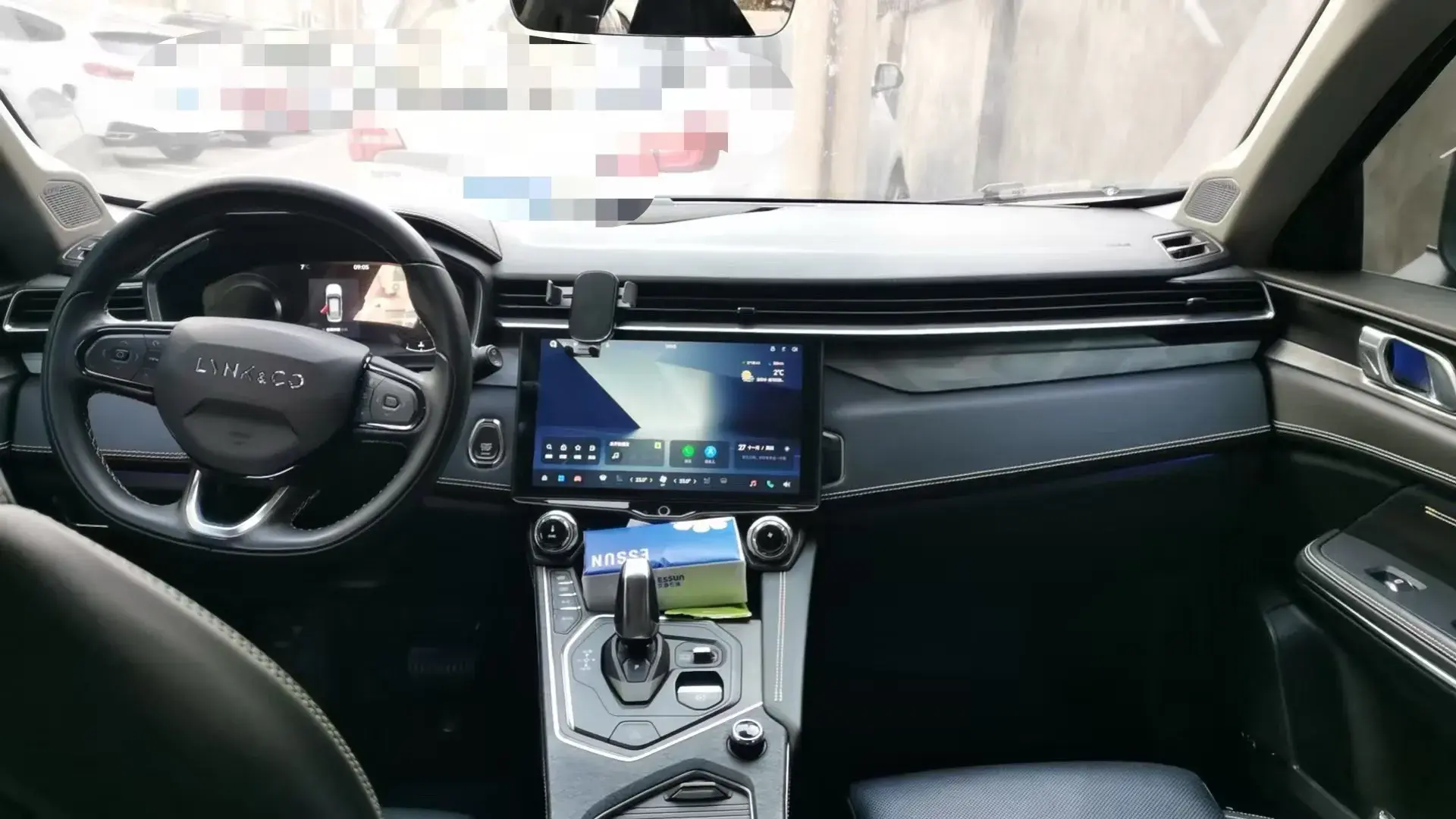 2023 LYNK&CO 01 thumbnail 3