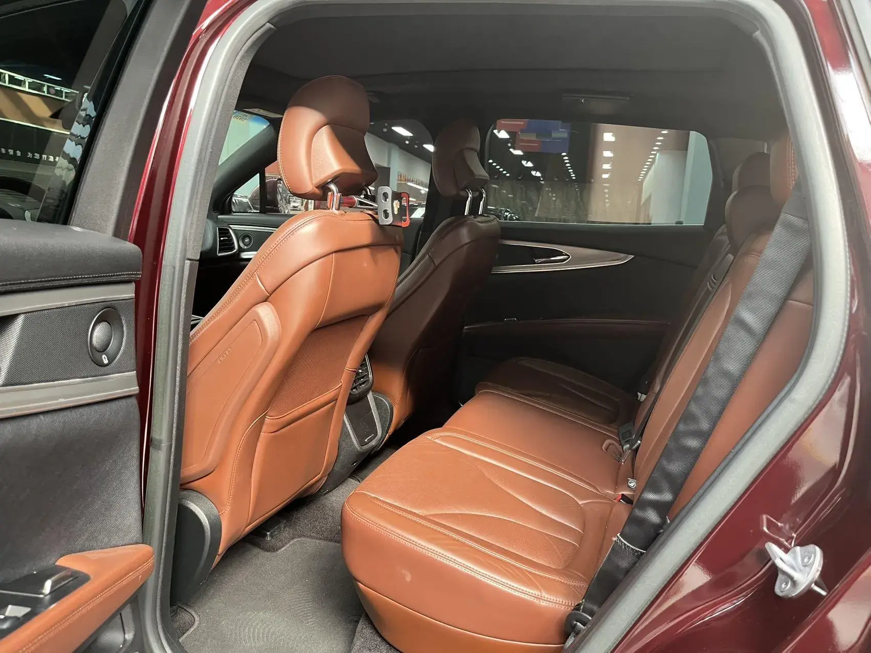 2017 LINCOLN MKX thumbnail 3