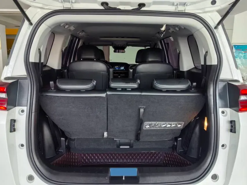 2023 GAC Trumpchi M6 1.5T 177HP L4 7DCT,autocango,china used car exporter,china ev exporter,chinese used car exporter,chinese used ev exporter