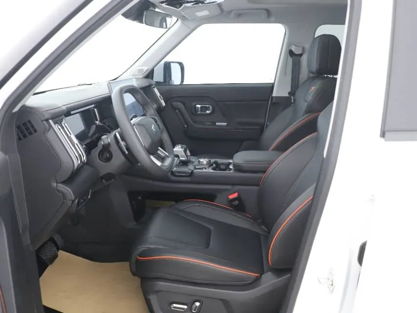 2025 Jetour Freeman 2.0T 254HP L4 8AT,autocango,china used car exporter,china ev exporter,chinese used car exporter,chinese used ev exporter