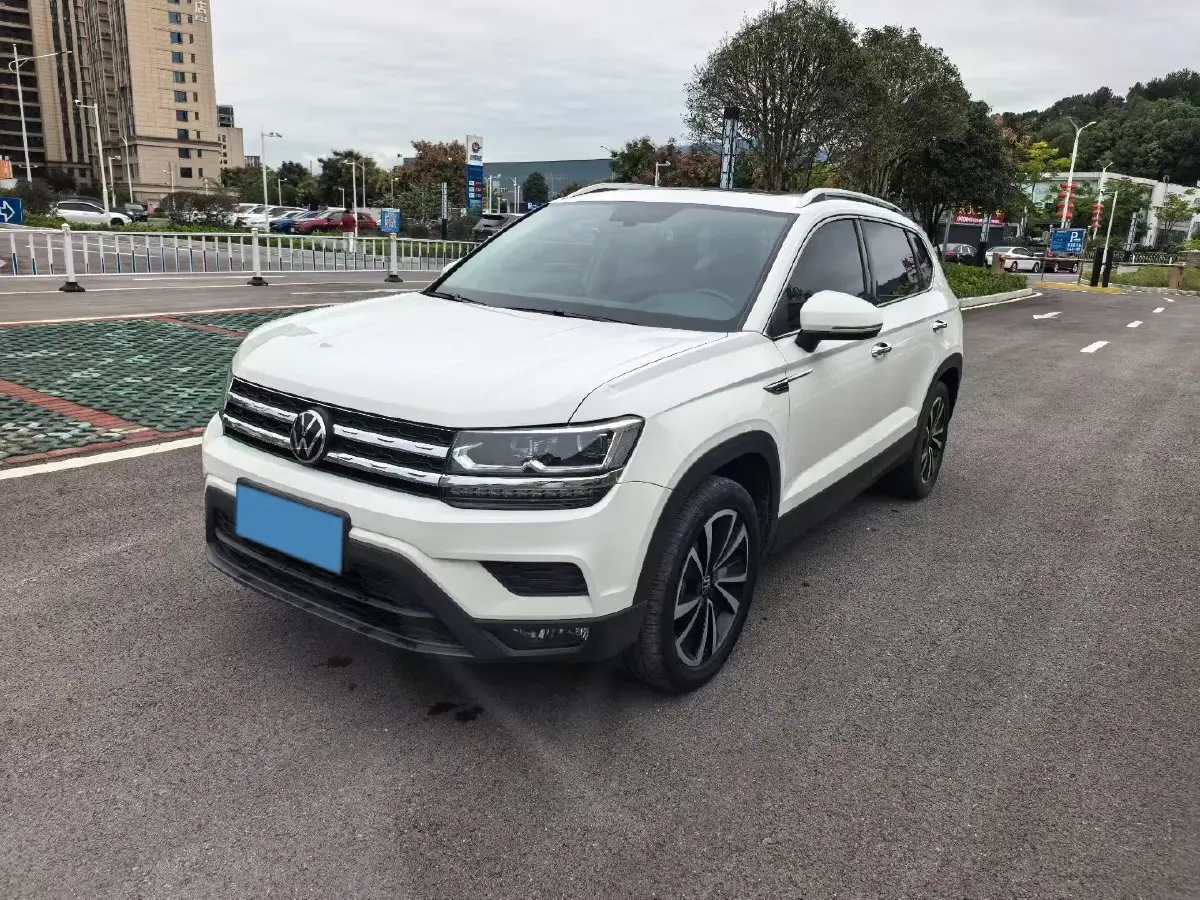 2021 Volkswagen Tharu 1.4T 150HP L4 7DCT