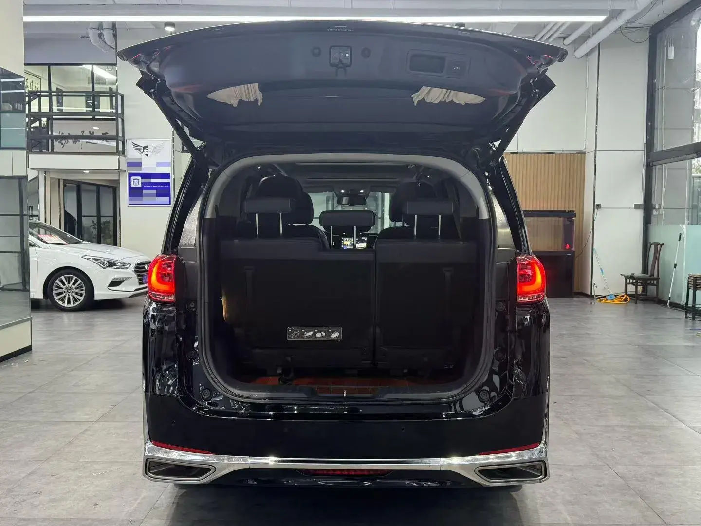 2021 GAC TRUMPCHI thumbnail 3