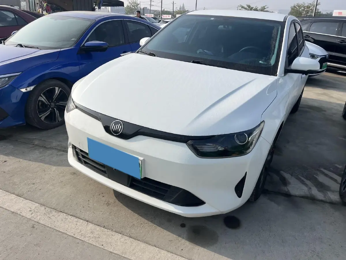 2021 Weltmeister E.5 BEV 58.589KWH