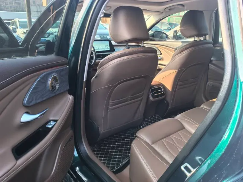 2023 Chery Arrizo 8 2.0T 254HP L4 7DCT,autocango,china used car exporter,china ev exporter,chinese used car exporter,chinese used ev exporter