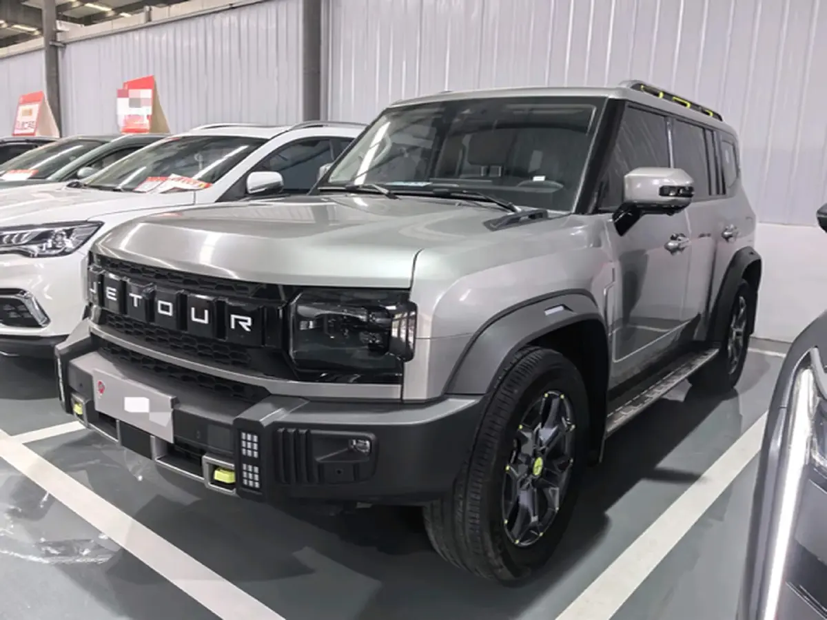 2023 Jetour Traveller 2.0T 254HP L4 7DCT