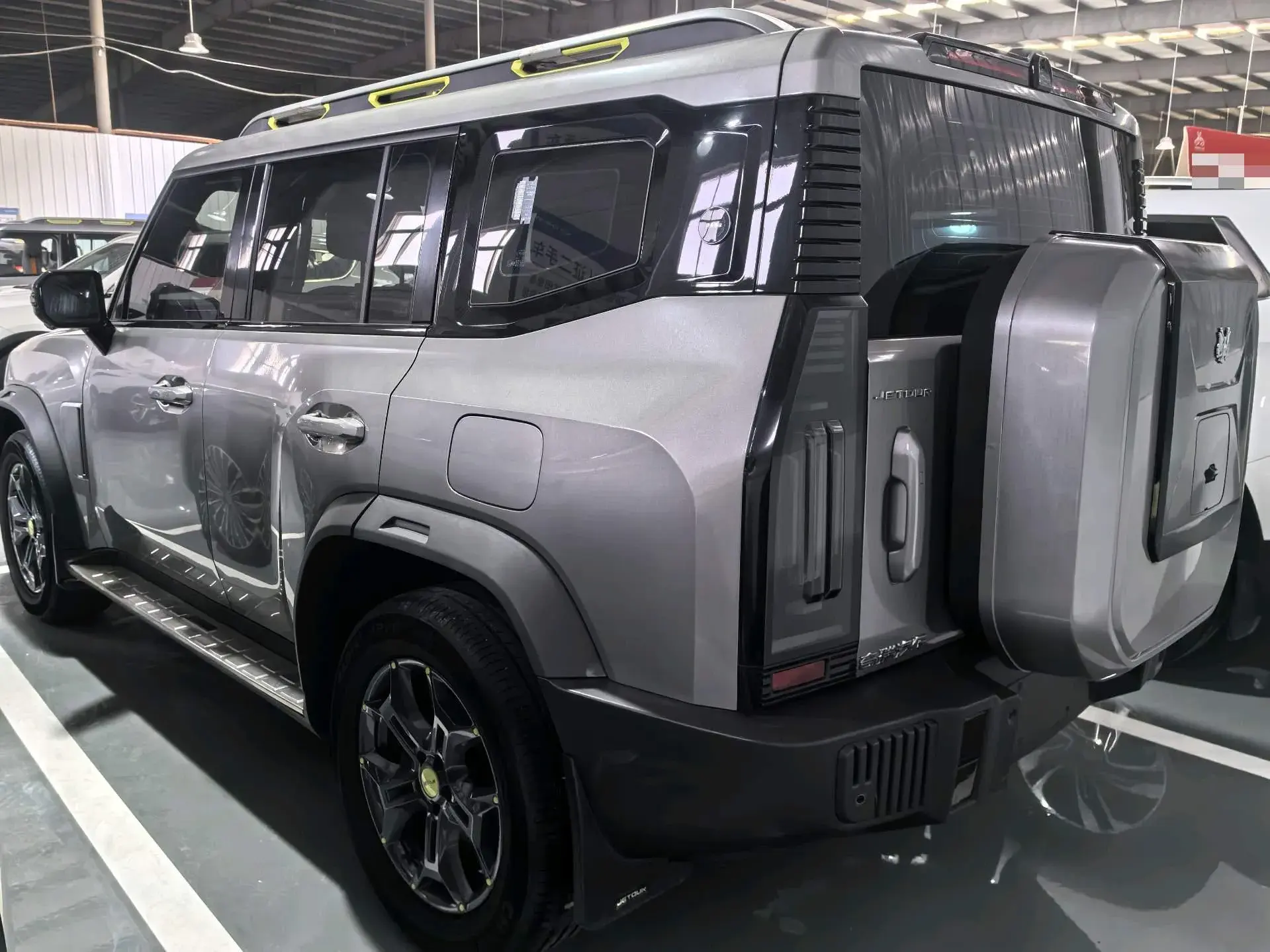 2023 JETOUR TRAVELLER thumbnail 4