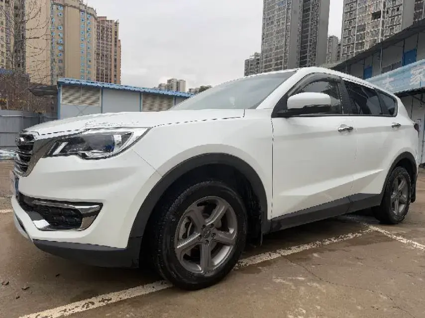 2018 JETOUR X70 view 1