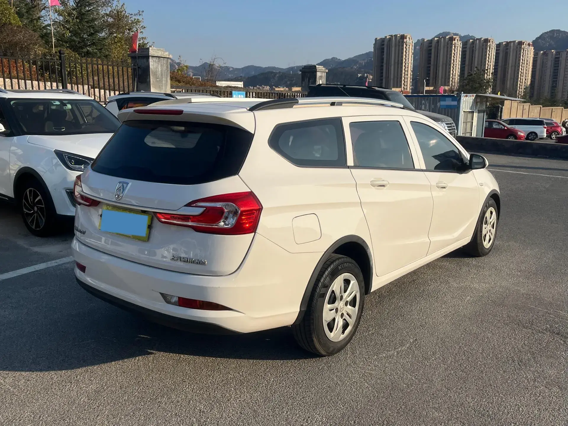 2019 BAOJUN 530 thumbnail 4