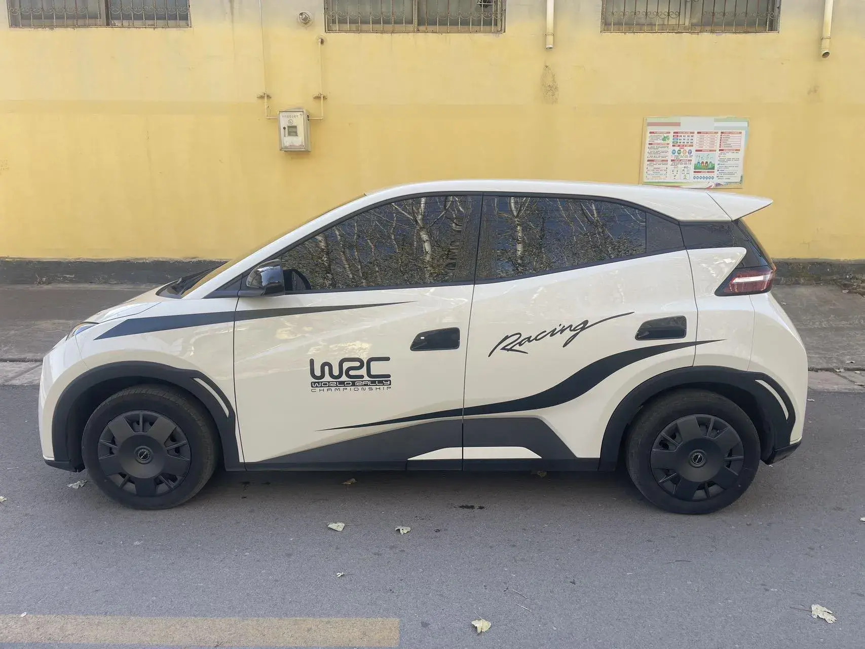 2024 BYD SEAGULL thumbnail 3