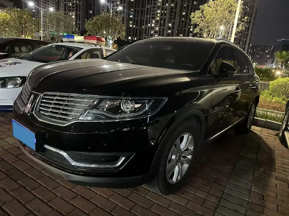 2017 Lincoln MKX 2.0T 253HP L4 6AT