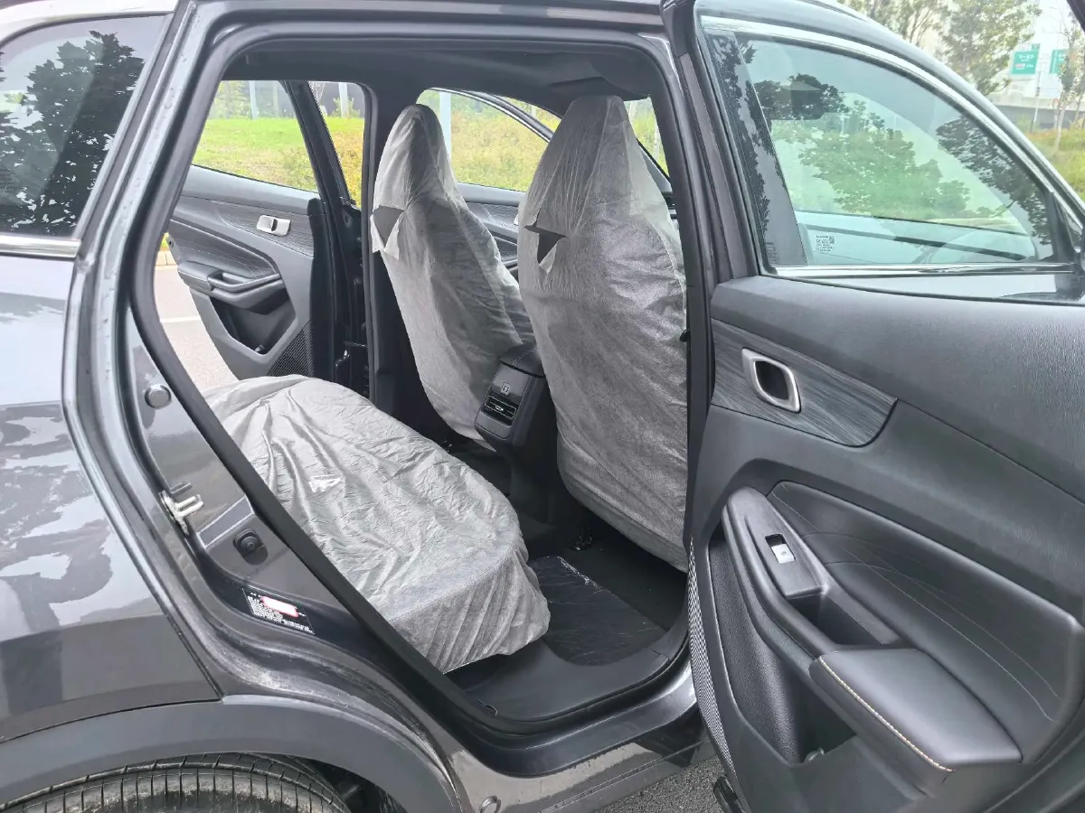 2025 ChangAn CS55PLUS PHEV 1.5L 98HP L4 E-CVT PHEV,autocango,china used car exporter,china ev exporter,chinese used car exporter,chinese used ev exporter