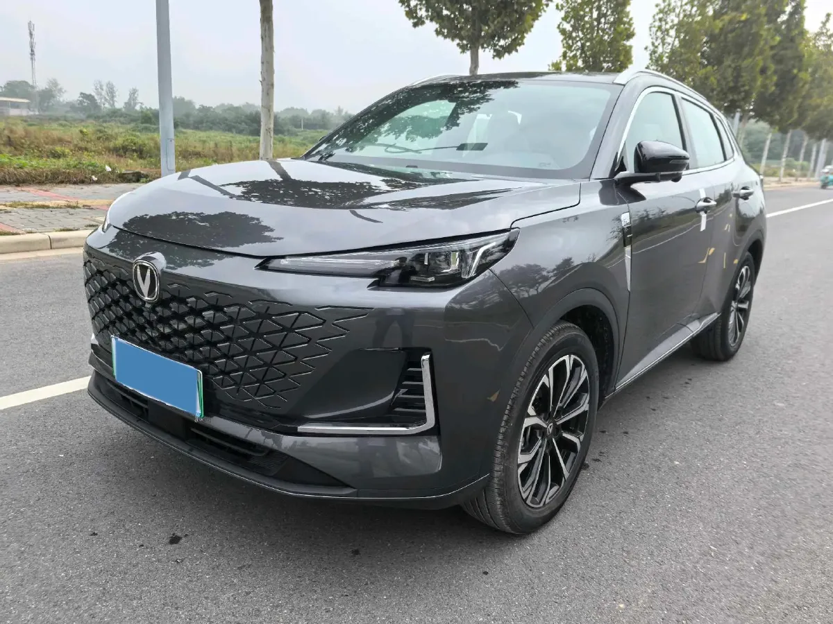 2025 ChangAn CS55PLUS PHEV 1.5L 98HP L4 E-CVT PHEV,autocango,china used car exporter,china ev exporter,chinese used car exporter,chinese used ev exporter