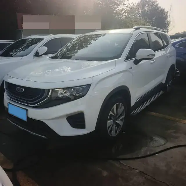 2020 GEELY OKAVANGO view 1
