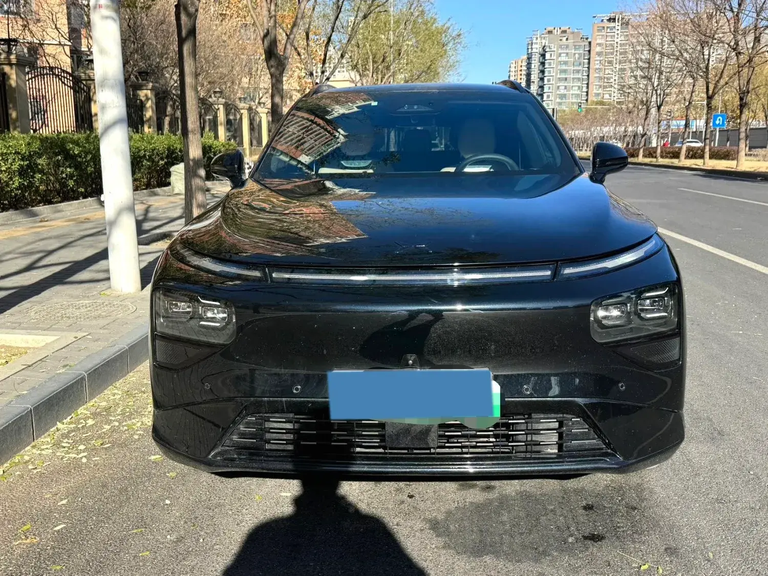 2025 XPENG G9 thumbnail 2