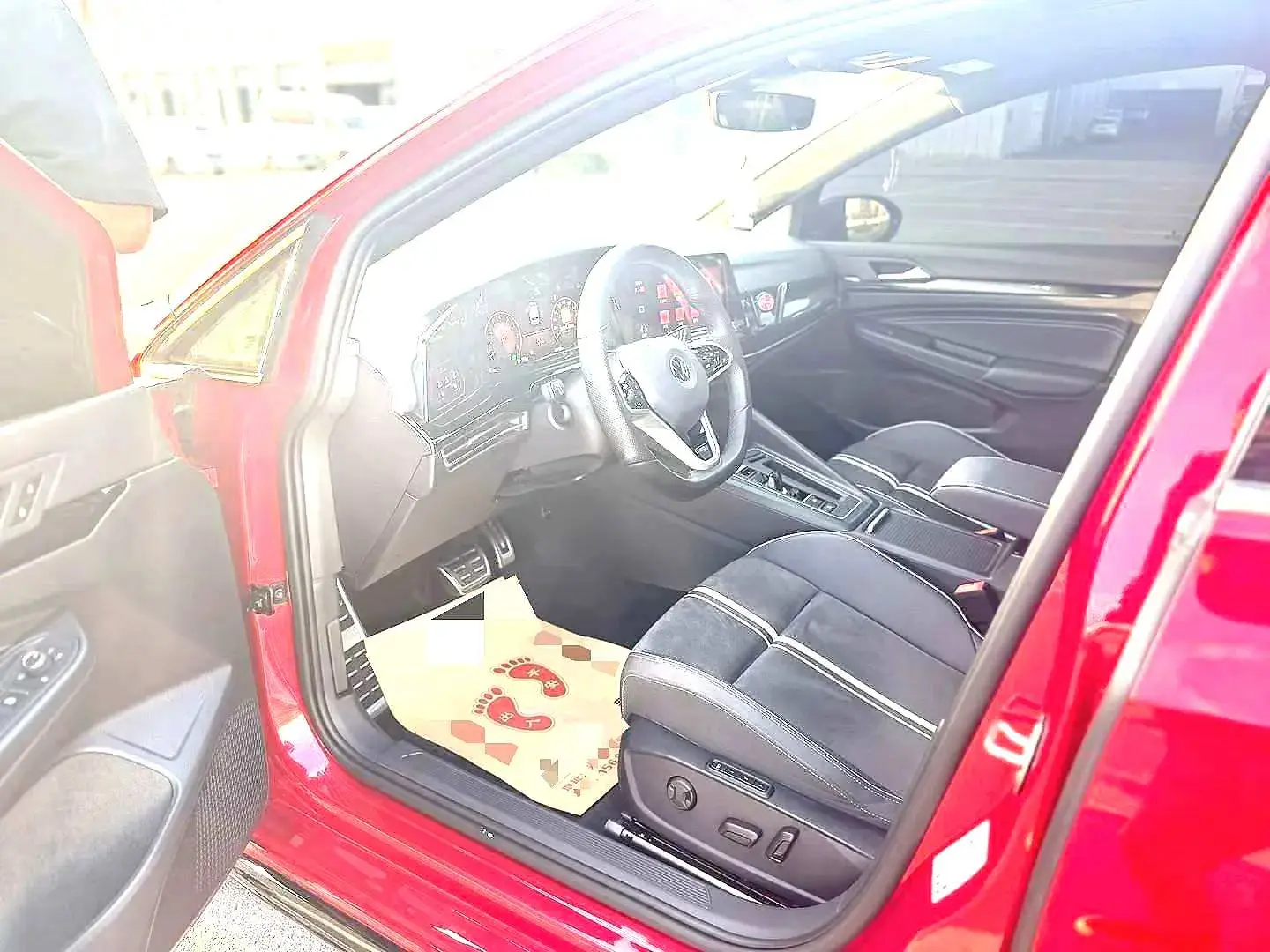 2021 VOLKSWAGEN GOLF thumbnail 3