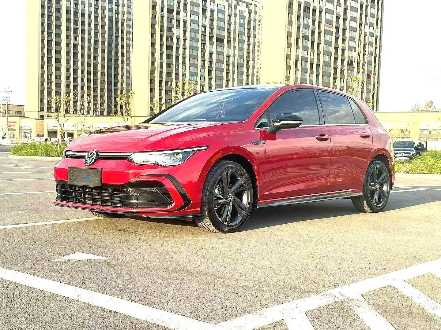 2021 VOLKSWAGEN GOLF view 1