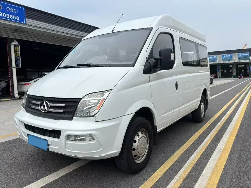 2021 MAXUS XinTu V80 2.0T 139HP L4 6MT 2021 MAXUS XinTu V80 2.0T 139HP L4 6MT