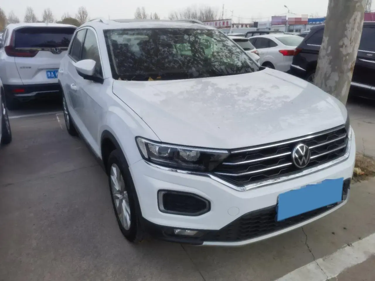 2022 VOLKSWAGEN T-ROC thumbnail 3