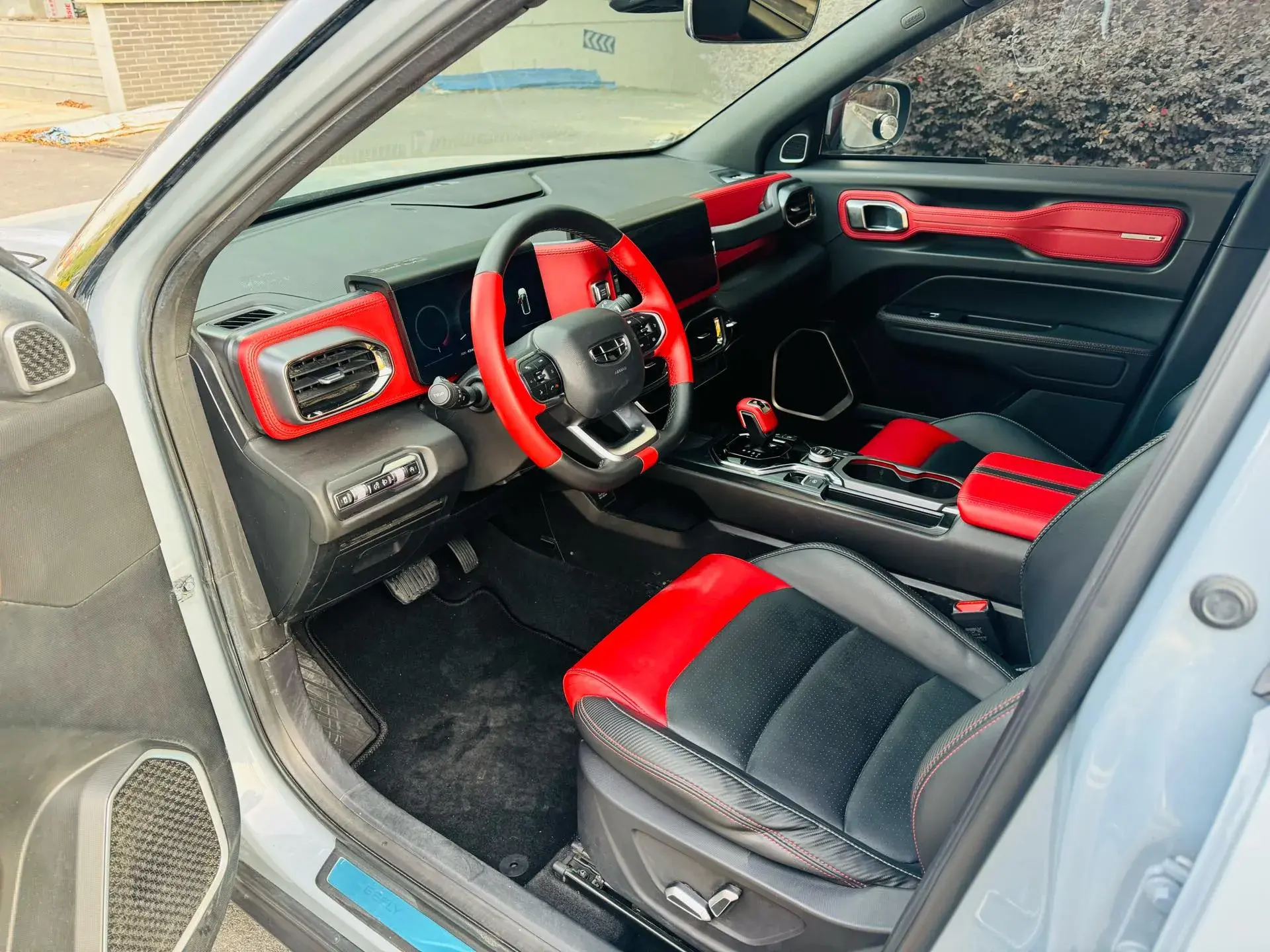 2020 GEELY ICON thumbnail 4