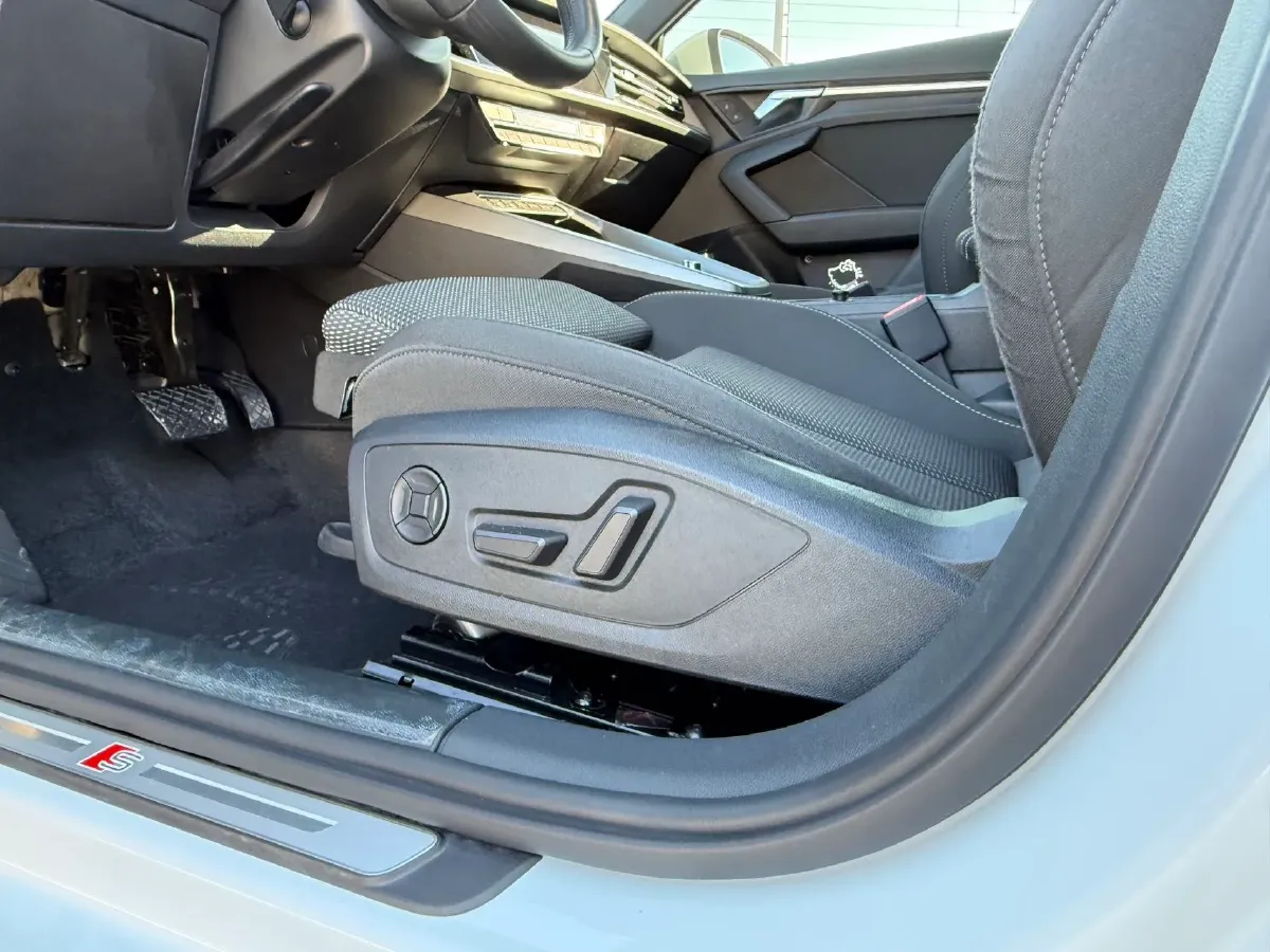 2021 Audi A3 1.4T 150HP L4 7DCT,autocango,china used car exporter,china ev exporter,chinese used car exporter,chinese used ev exporter