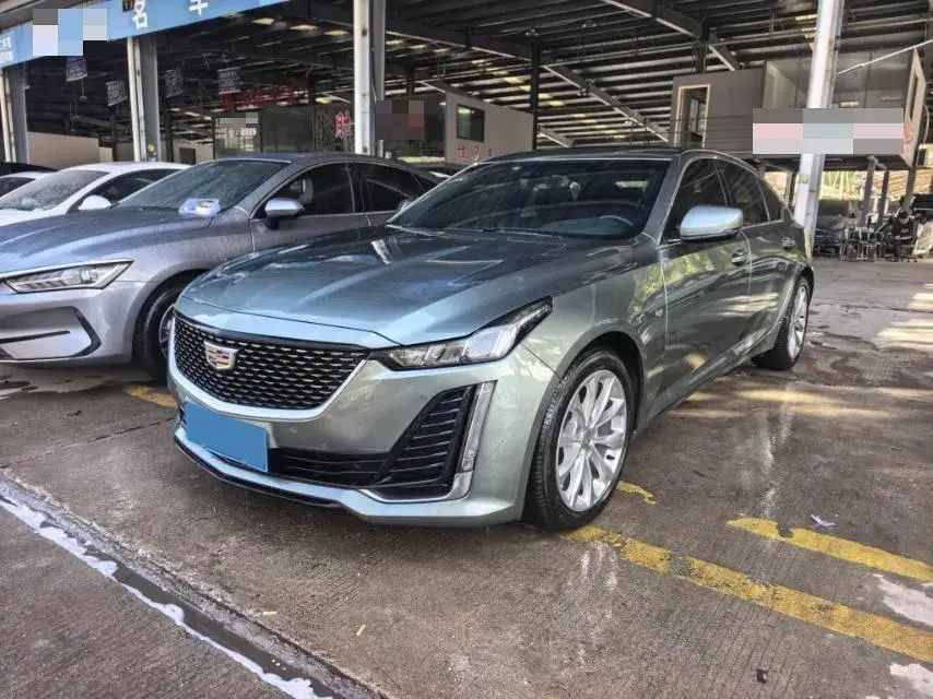 2022 Cadillac CT5 2.0T 237HP L4 10AT