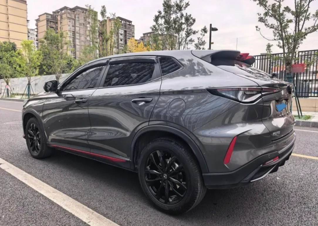 2024 ChangAn X5 PLUS 1.5T 188HP L4 7DCT,autocango,china used car exporter,china ev exporter,chinese used car exporter,chinese used ev exporter