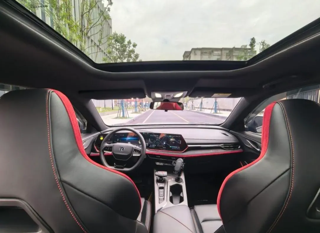 2024 ChangAn X5 PLUS 1.5T 188HP L4 7DCT,autocango,china used car exporter,china ev exporter,chinese used car exporter,chinese used ev exporter