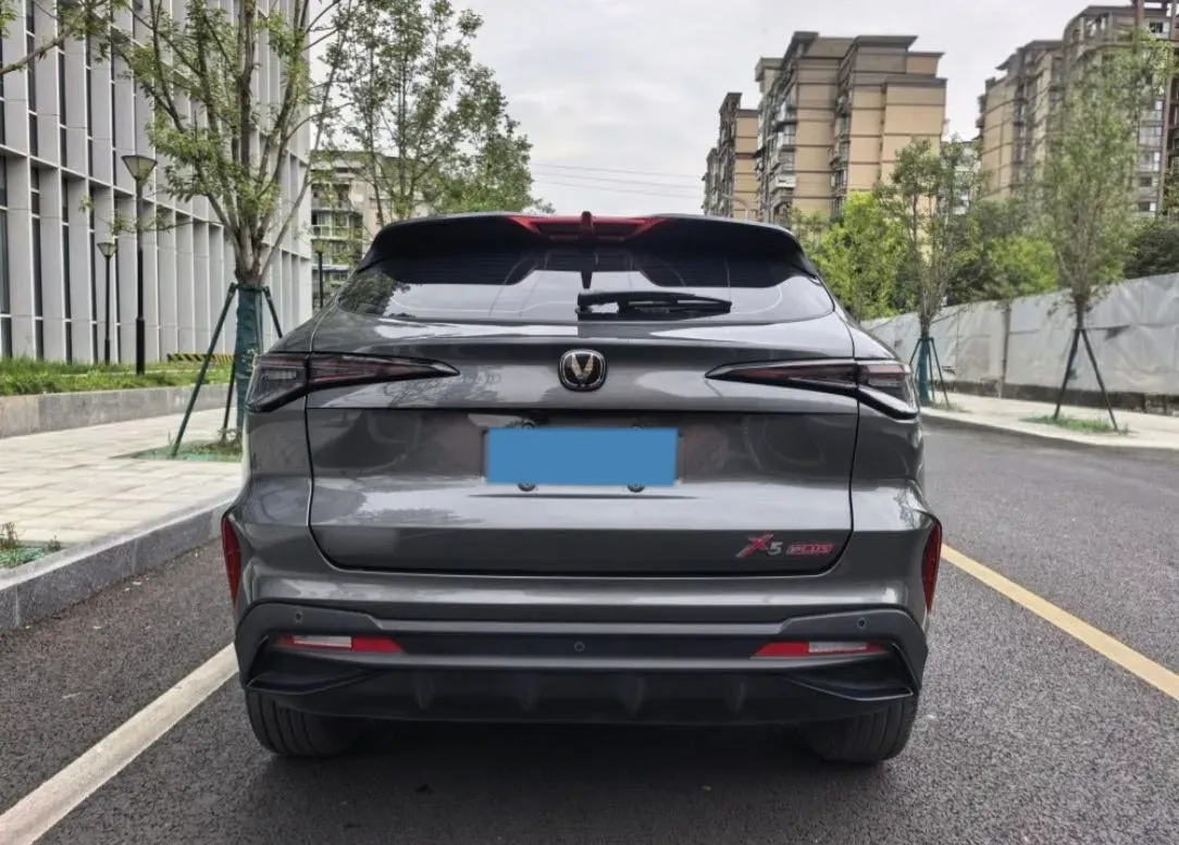2024 ChangAn X5 PLUS 1.5T 188HP L4 7DCT,autocango,china used car exporter,china ev exporter,chinese used car exporter,chinese used ev exporter