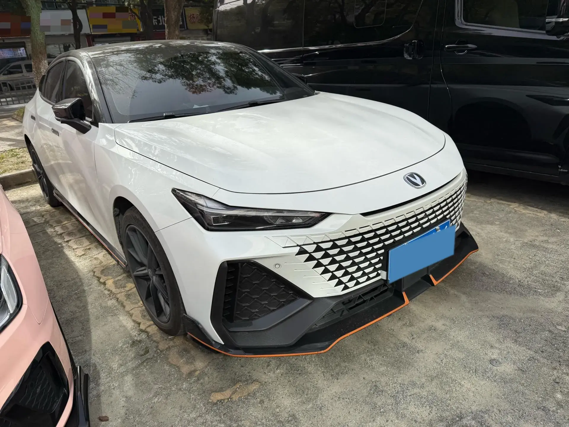 2023 CHANGAN UNI-V thumbnail 2