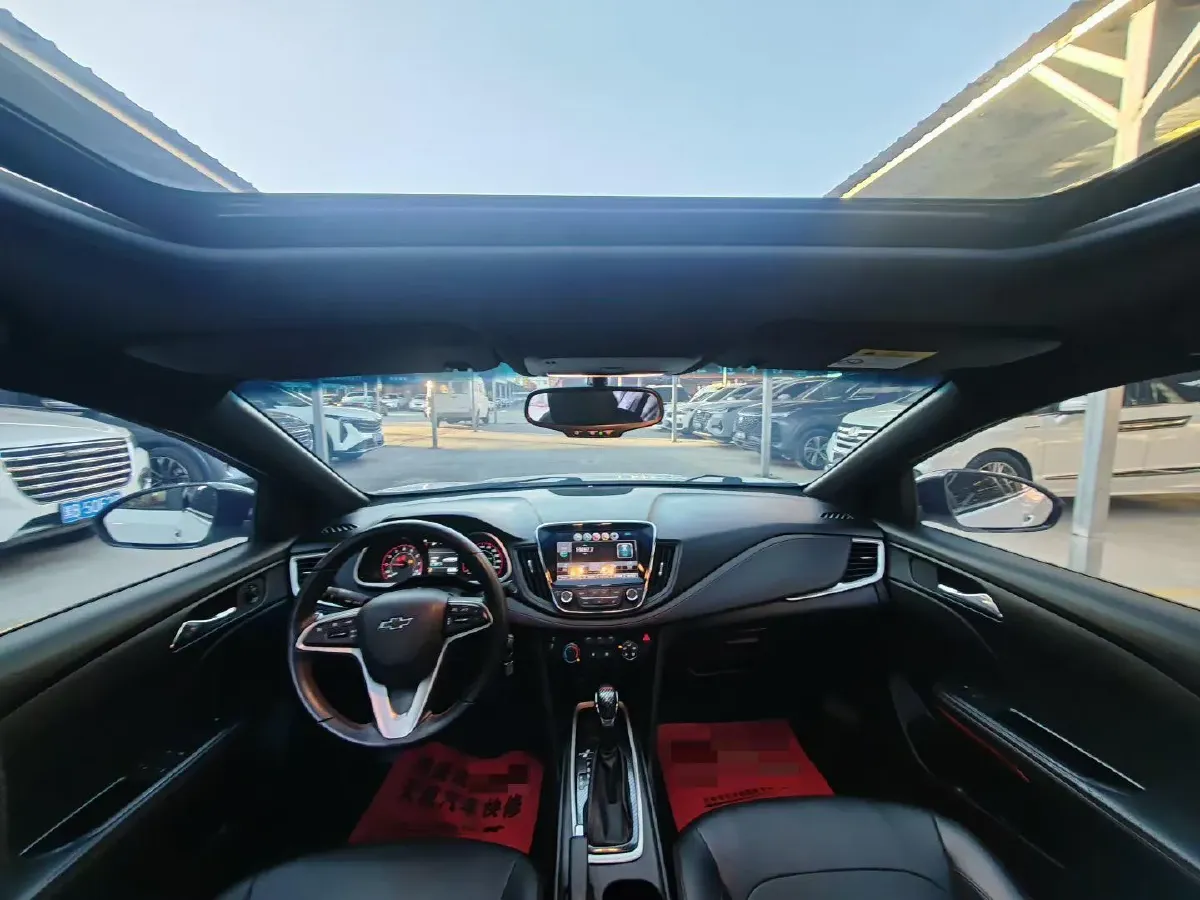 2019 Chevrolet Monza 1.3T 163HP L3 6AT,autocango,china used car exporter,china ev exporter,chinese used car exporter,chinese used ev exporter