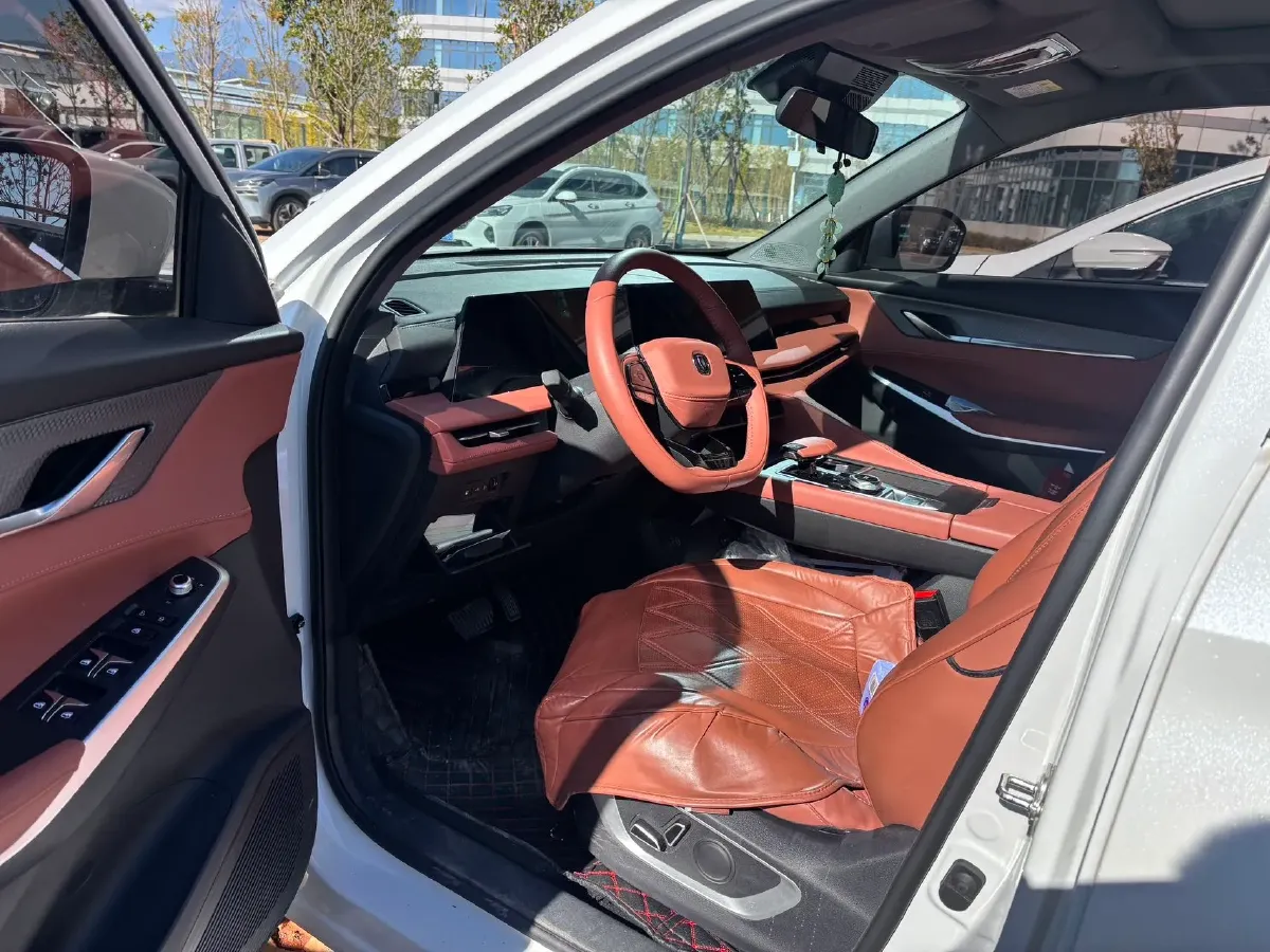 2023 ChangAn CS75 Plus iDD 1.5T 170HP L4 6TCT PHEV 28.39KWH,autocango,china used car exporter,china ev exporter,chinese used car exporter,chinese used ev exporter