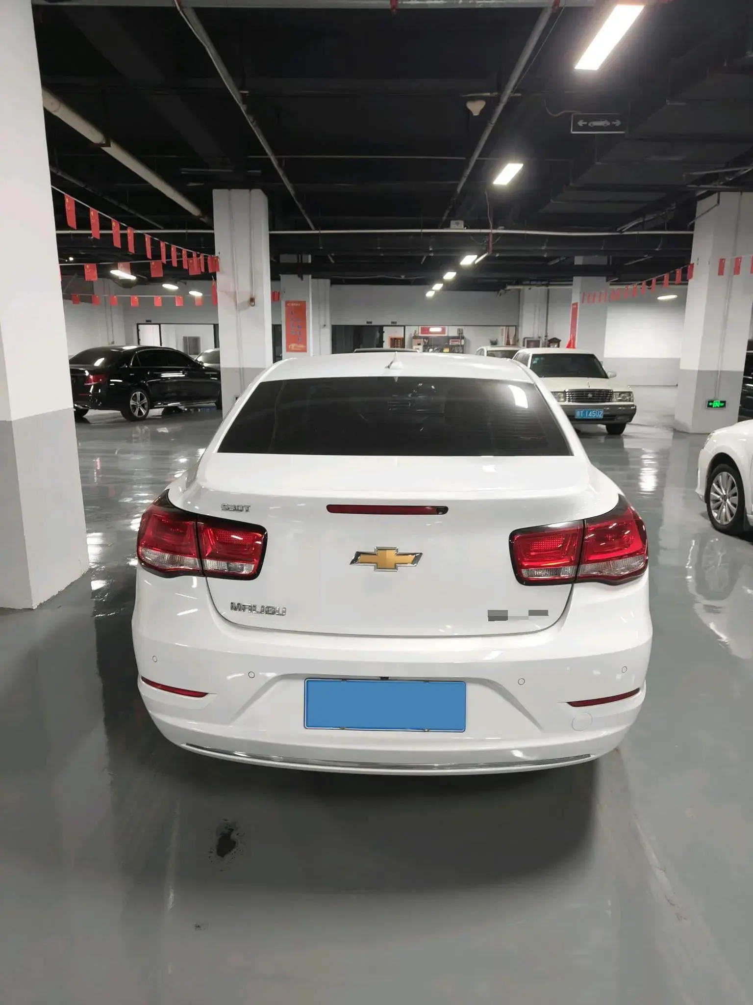 2018 CHEVROLET MALIBU thumbnail 4