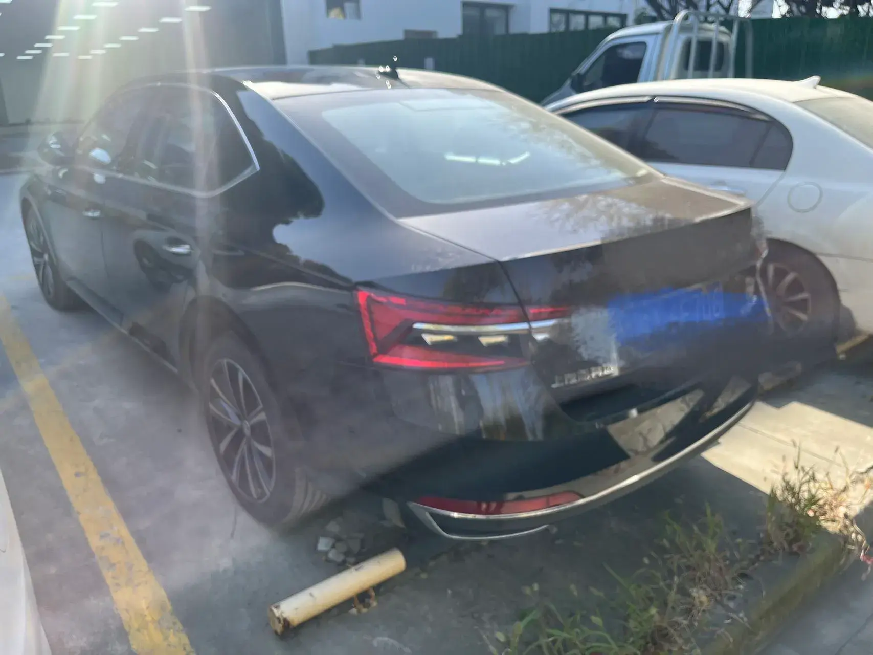 2023 SKODA SUPERB thumbnail 2