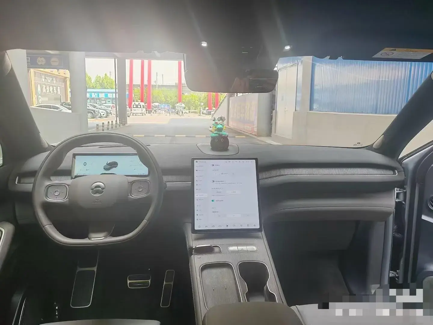 2022 NIO ES7 thumbnail 4