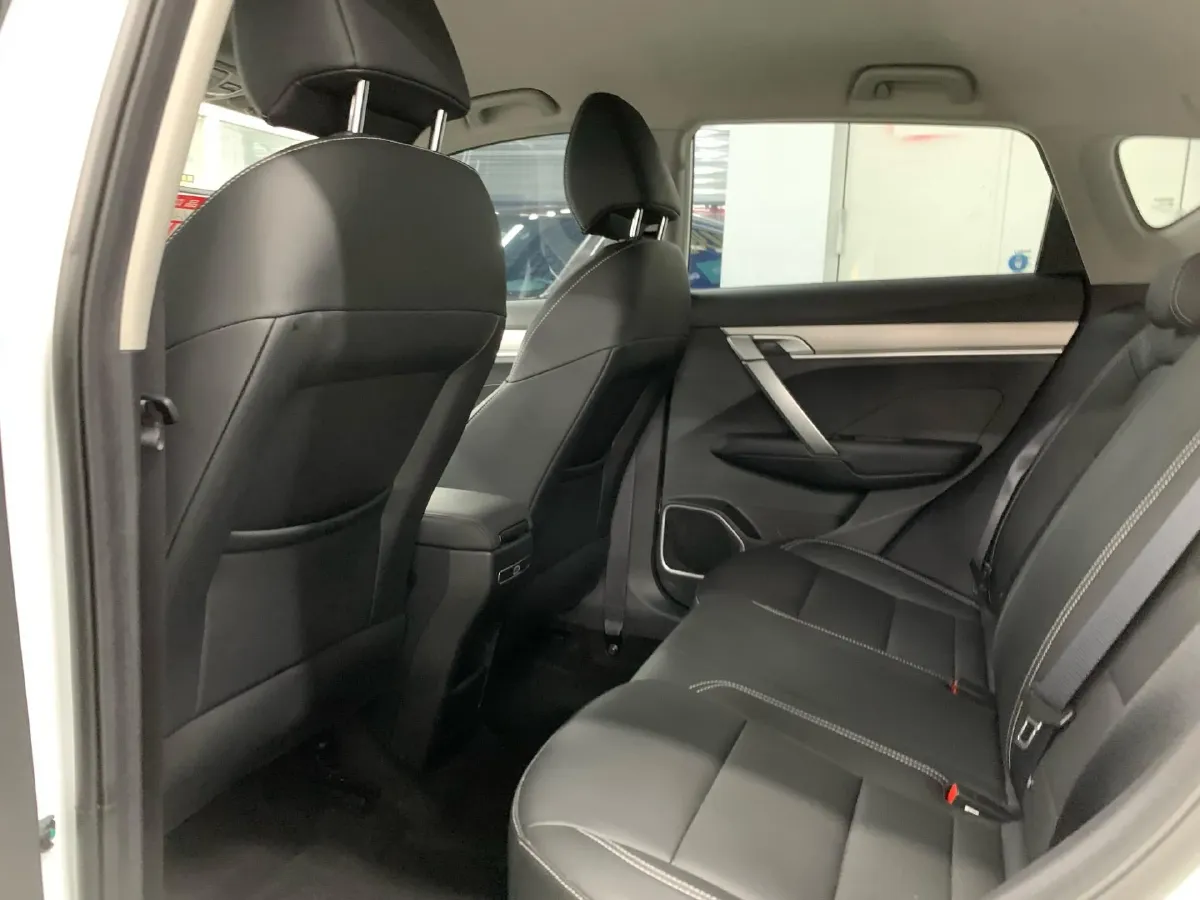 2025 Geely Coolray 1.5L 126HP L4 CVT,autocango,china used car exporter,china ev exporter,chinese used car exporter,chinese used ev exporter