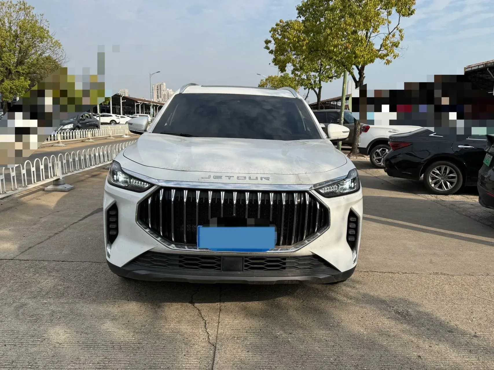 2025 JETOUR X70 thumbnail 2