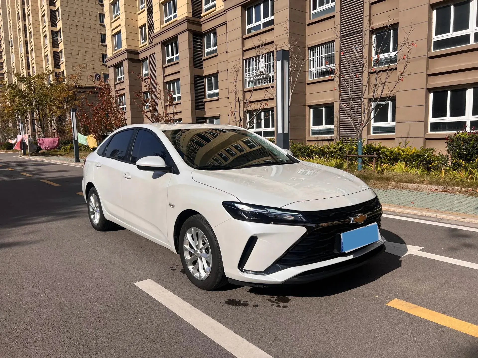 2024 CHEVROLET MONZA thumbnail 3