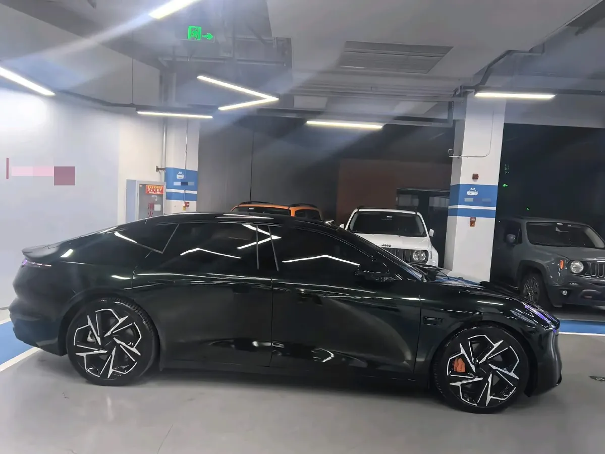 2025 LYNK&CO Z10 BEV 95KWH,autocango,china used car exporter,china ev exporter,chinese used car exporter,chinese used ev exporter