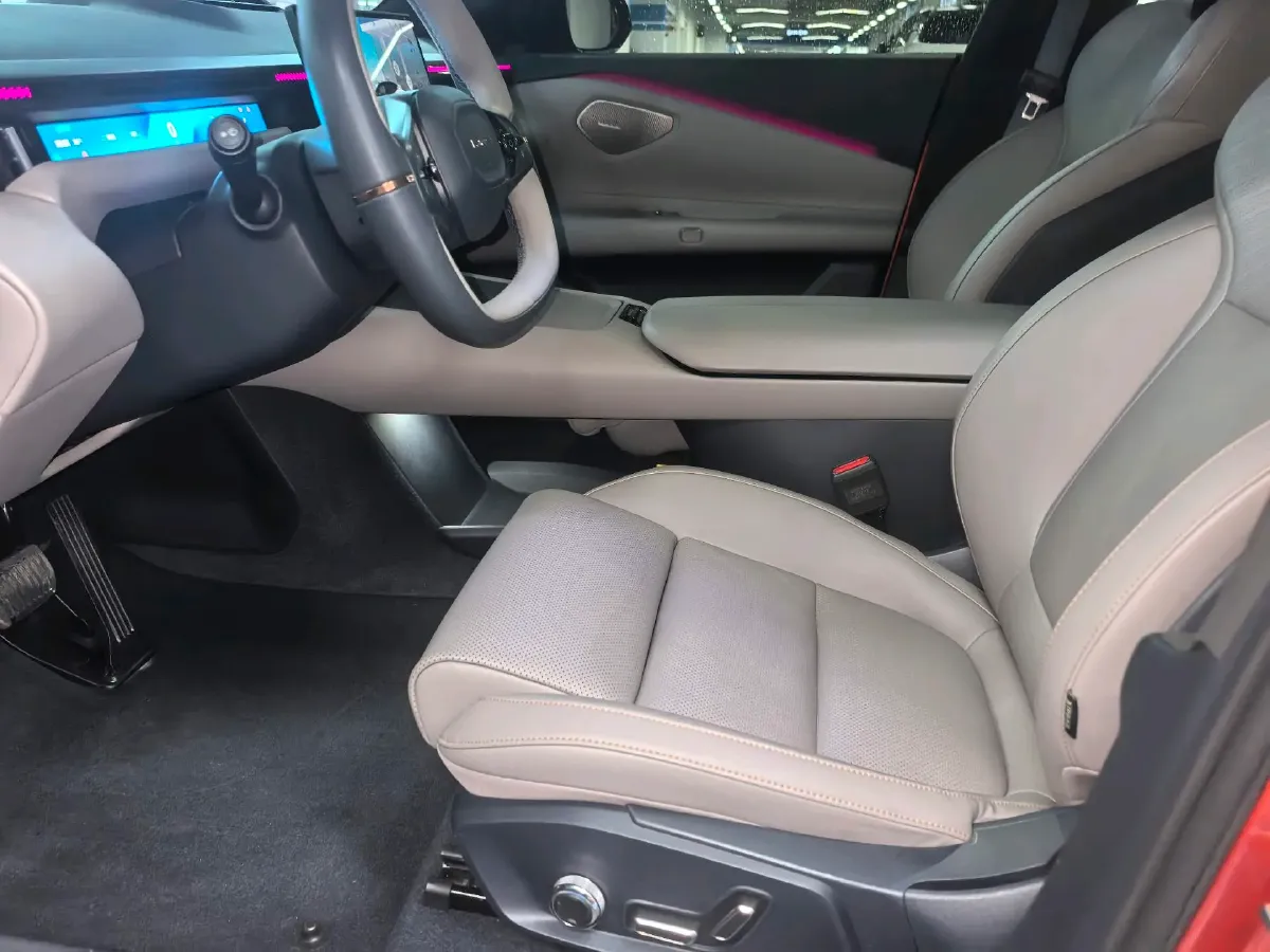 2025 LYNK&CO Z10 BEV 95KWH,autocango,china used car exporter,china ev exporter,chinese used car exporter,chinese used ev exporter