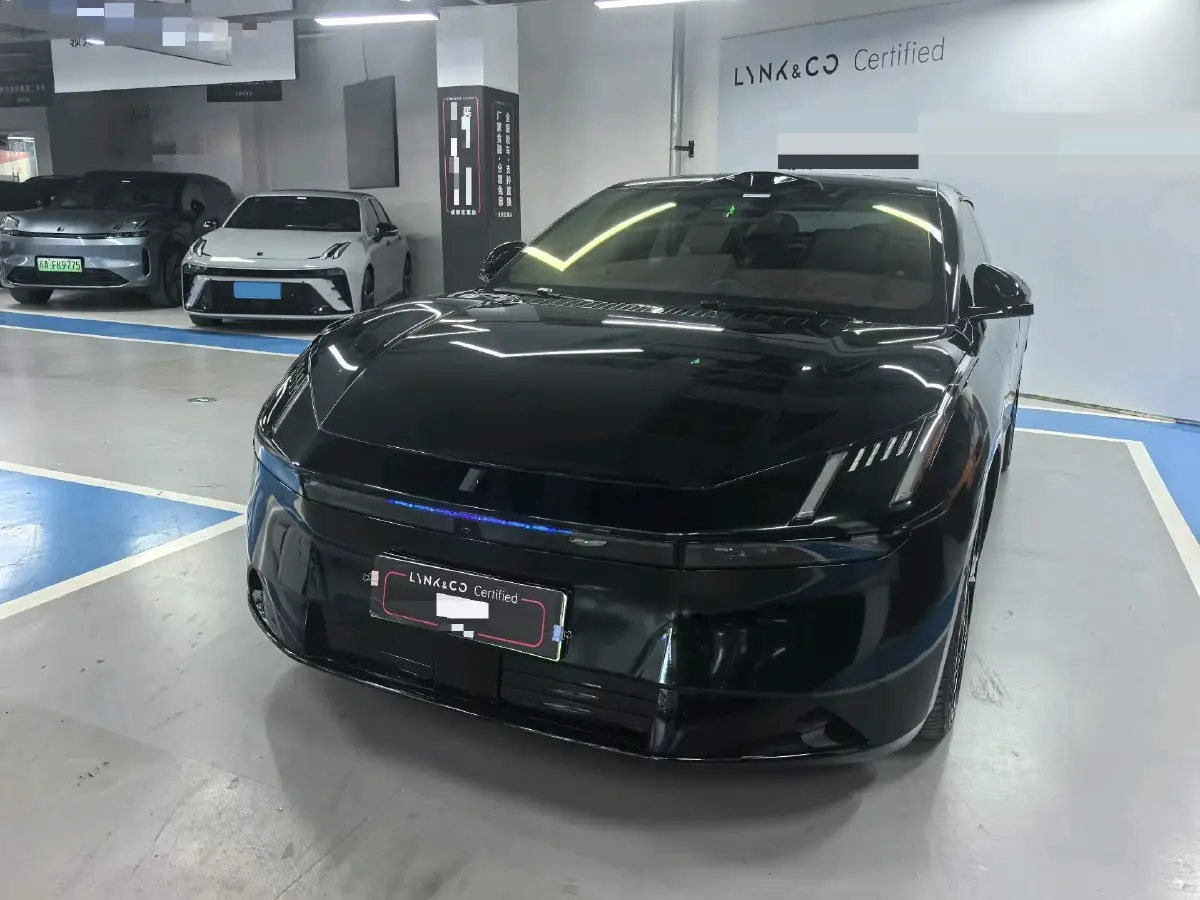 2025 LYNK&CO Z10 BEV 95KWH