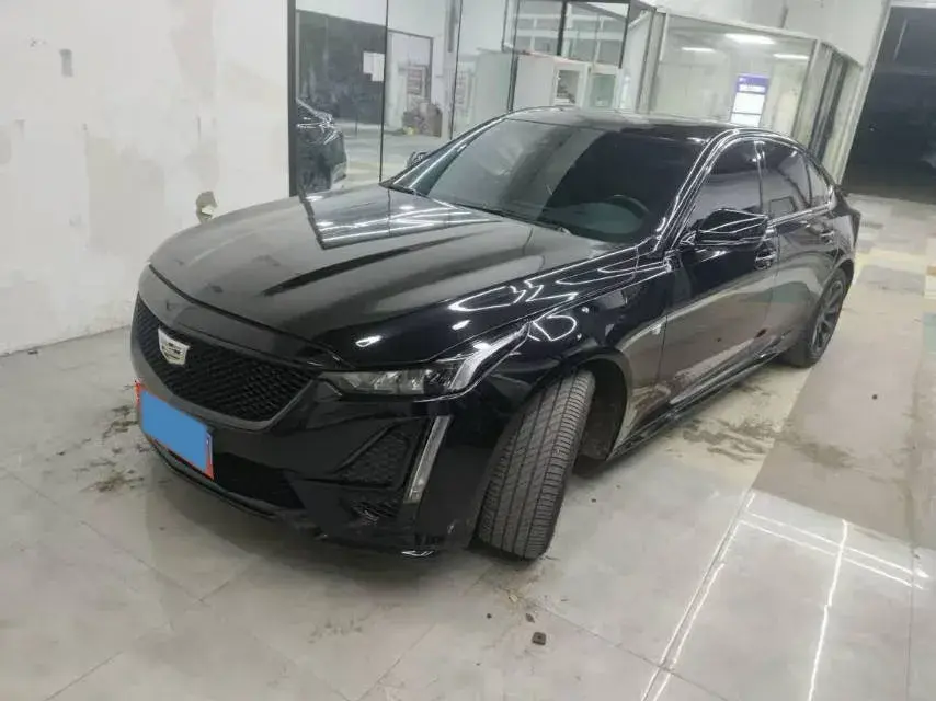 2024 CADILLAC CT5 view 1