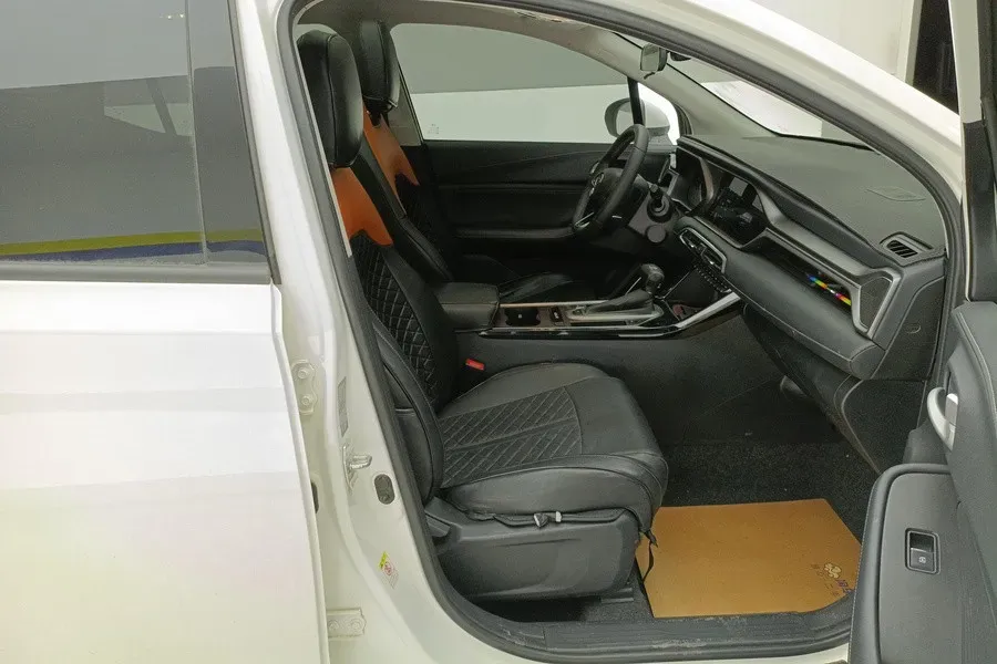 2022 GAC Trumpchi GS4 1.5T 169HP L4 6AT,autocango,china used car exporter,china ev exporter,chinese used car exporter,chinese used ev exporter