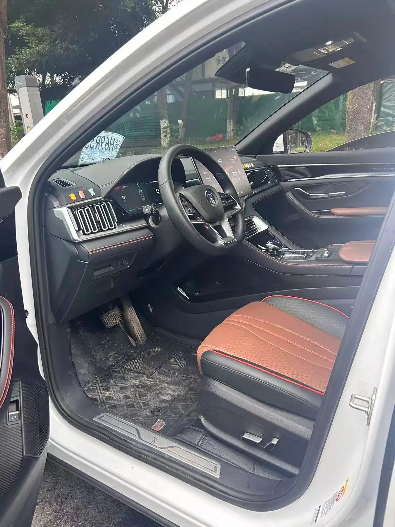 2022 BYD SONG thumbnail 3