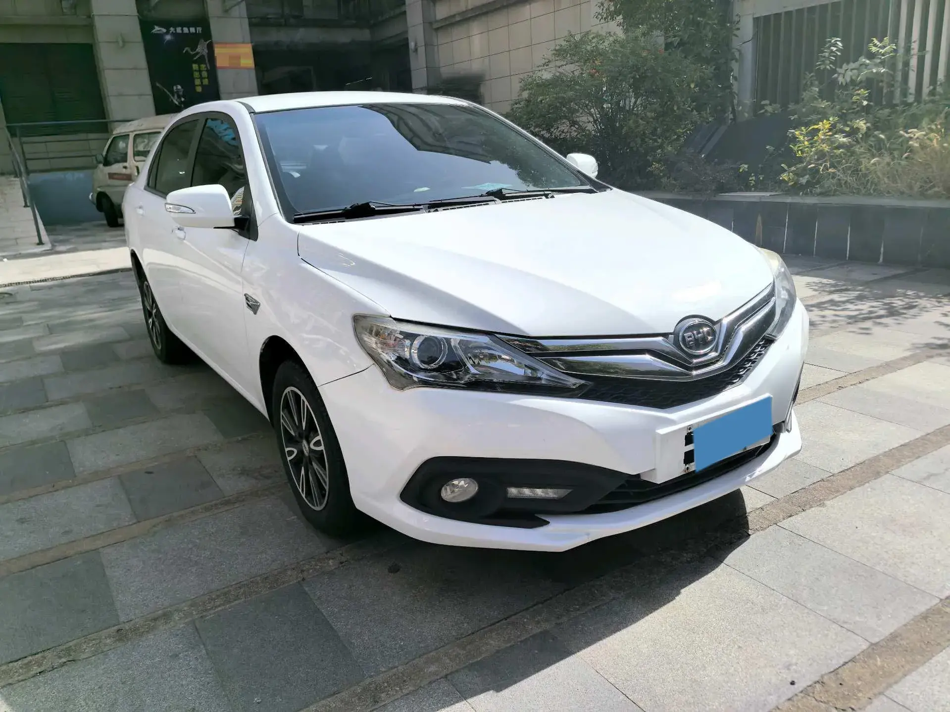 2016 BYD F3 thumbnail 3