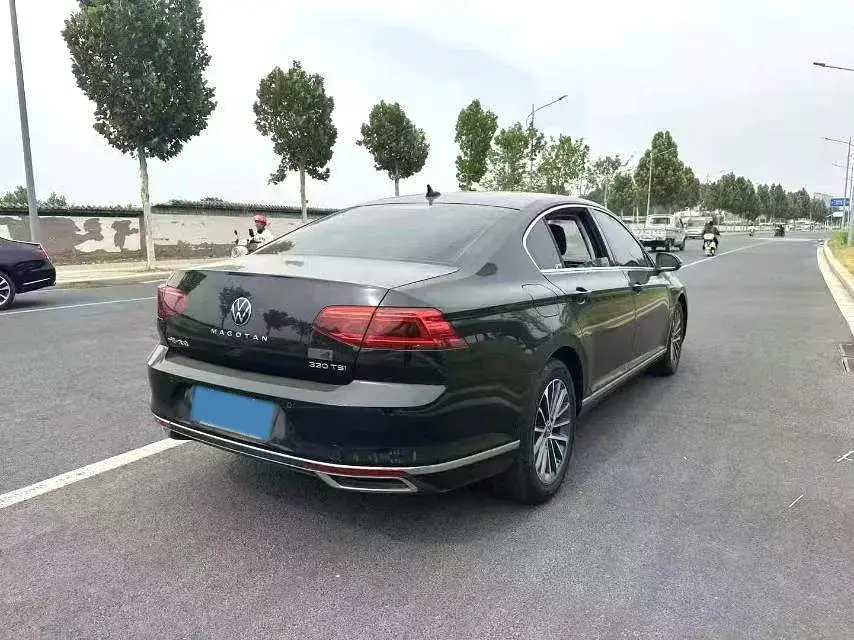 2020 VOLKSWAGEN MAGOTAN thumbnail 3