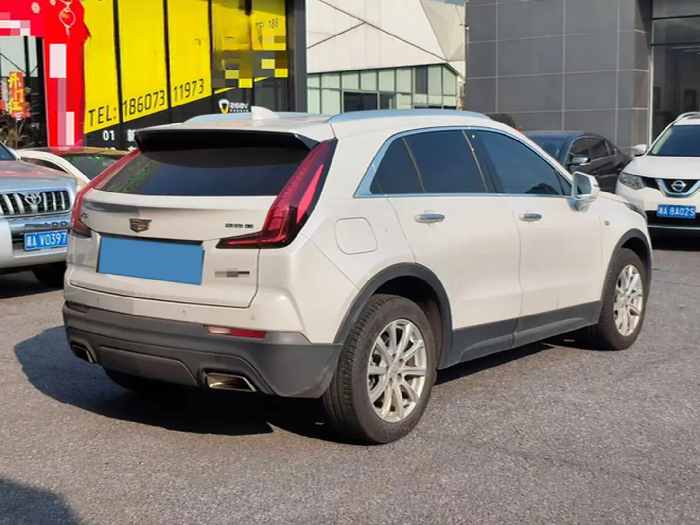 2018 CADILLAC XT4 thumbnail 4