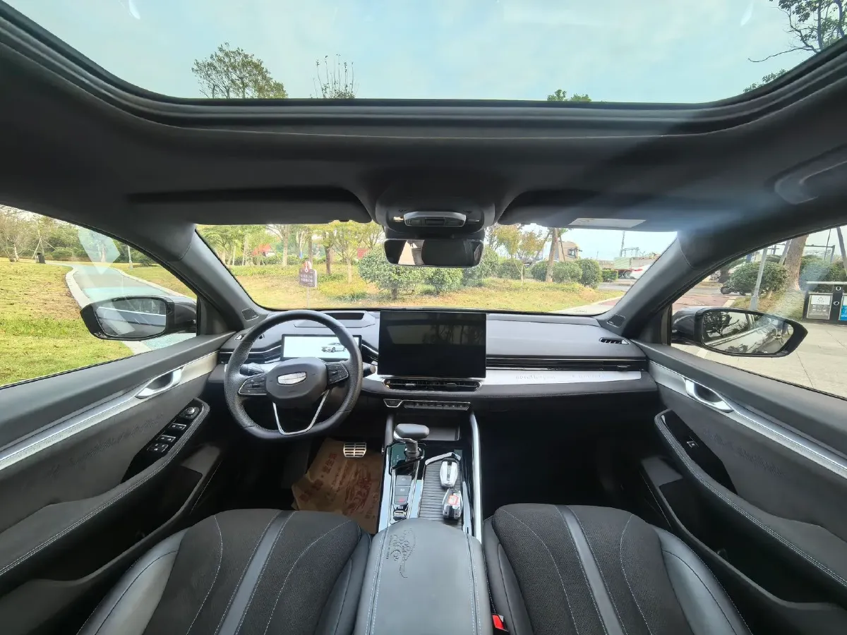 2025 Geely Preface 2.0T 238HP L4 8AT,autocango,china used car exporter,china ev exporter,chinese used car exporter,chinese used ev exporter