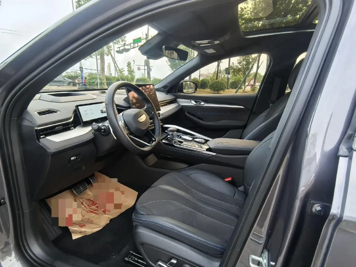 2025 Geely Preface 2.0T 238HP L4 8AT,autocango,china used car exporter,china ev exporter,chinese used car exporter,chinese used ev exporter