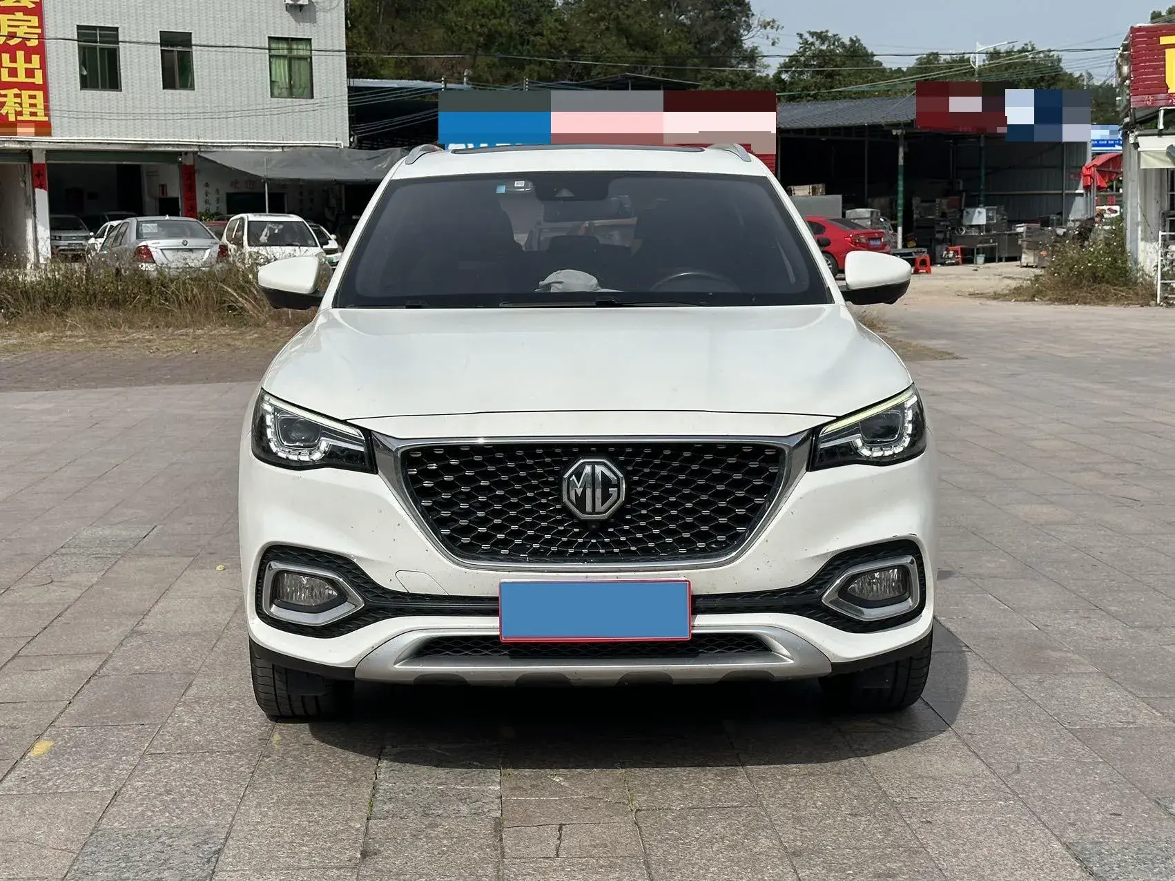 2018 MG HS thumbnail 2